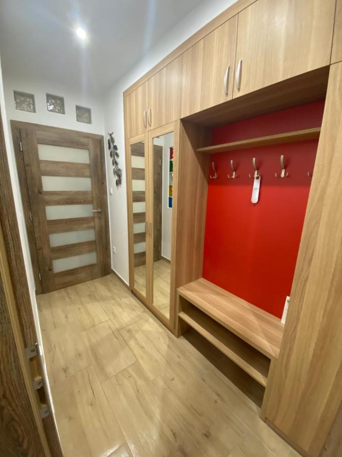 Diana Apartments บาร์เจโอ ภายนอก รูปภาพ